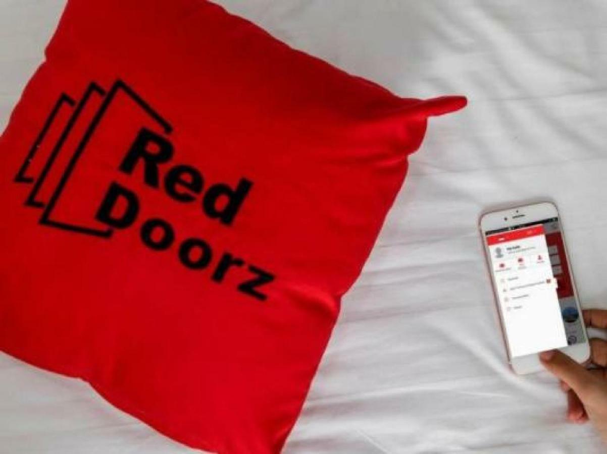 Hotel RedDoorz @ Baloi Batam Zewnętrze zdjęcie